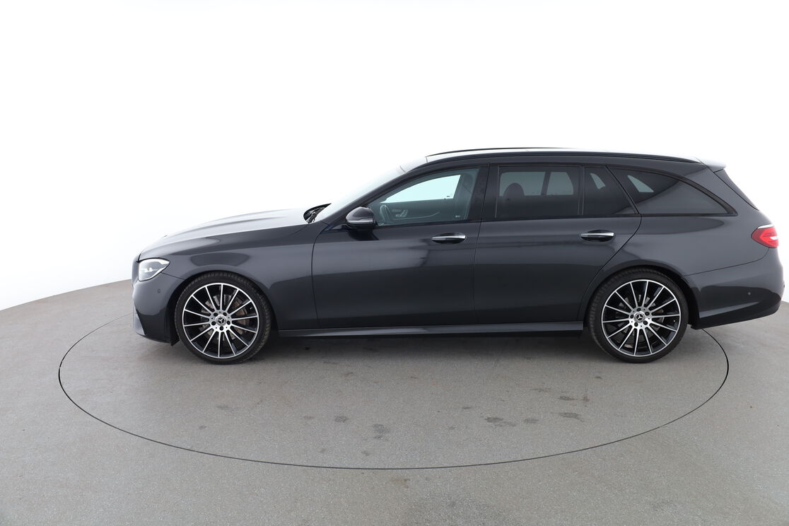 Extérieur côté gauche