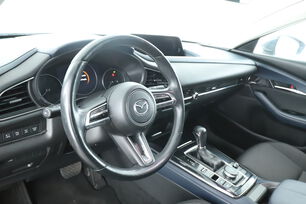 Intérieur côté conducteur 2