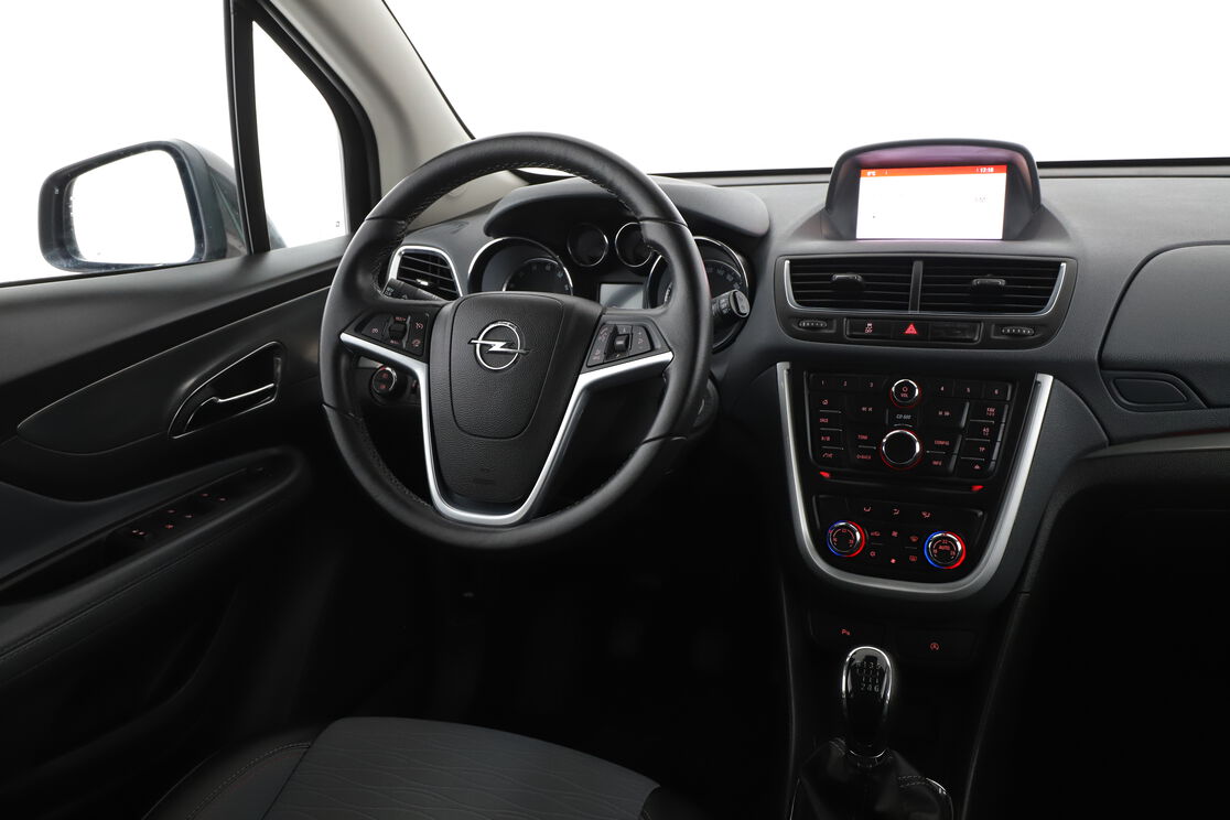 Intérieur côté conducteur depuis le siège arrière