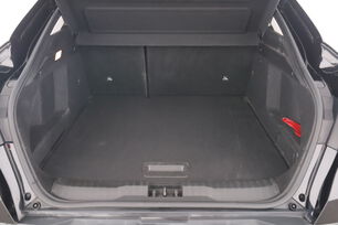 carDetails.imgAlt.interior.9