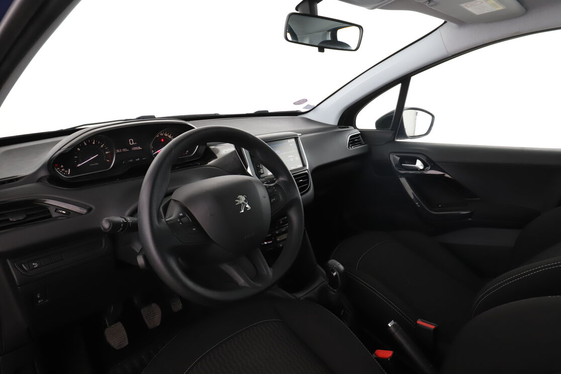 Intérieur côté conducteur 2