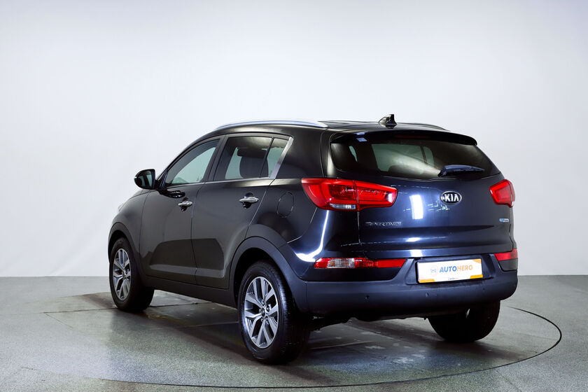 Kia sportage 20 года