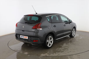 Exterior posterior derecho