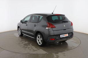 Exterior trasero izquierdo