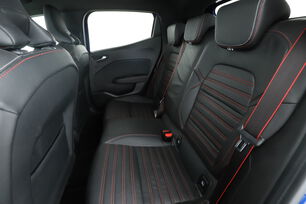 Intérieur sièges arrière depuis le côté conducteur