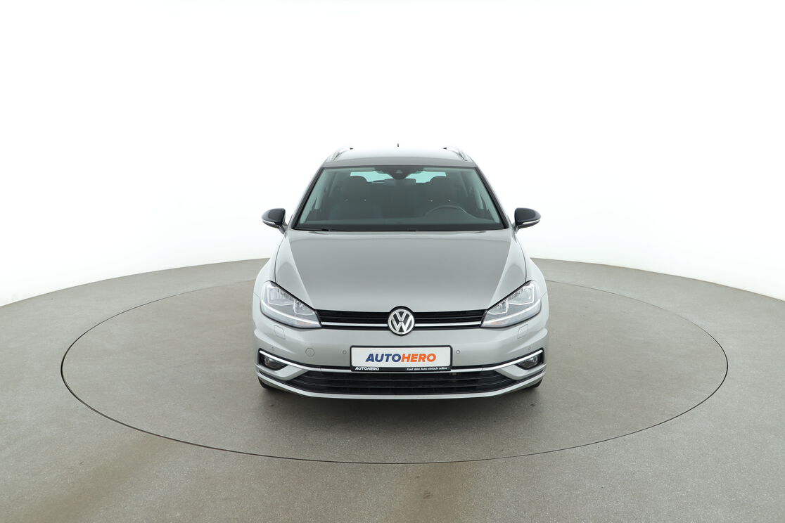 Volkswagen Golf VII 1.0 TSI IQ.DRIVE, Benzin, 17.060 €