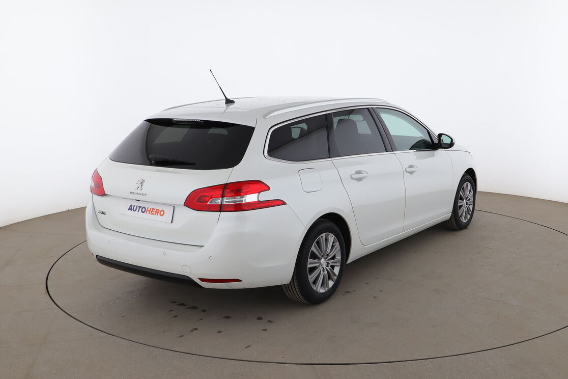 Peugeot 308 SW 1.2 PureTech Allure Pack, Essence, 15 990 €