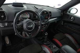 Intérieur côté conducteur 2