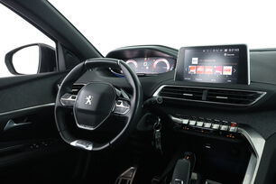 Intérieur côté conducteur depuis le siège arrière