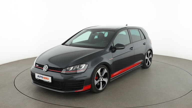 Volkswagen Golf VII