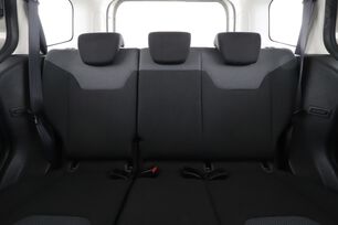 Interior asiento trasero