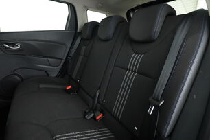 Intérieur sièges arrière depuis le côté conducteur