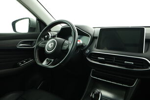 Intérieur côté conducteur depuis le siège arrière