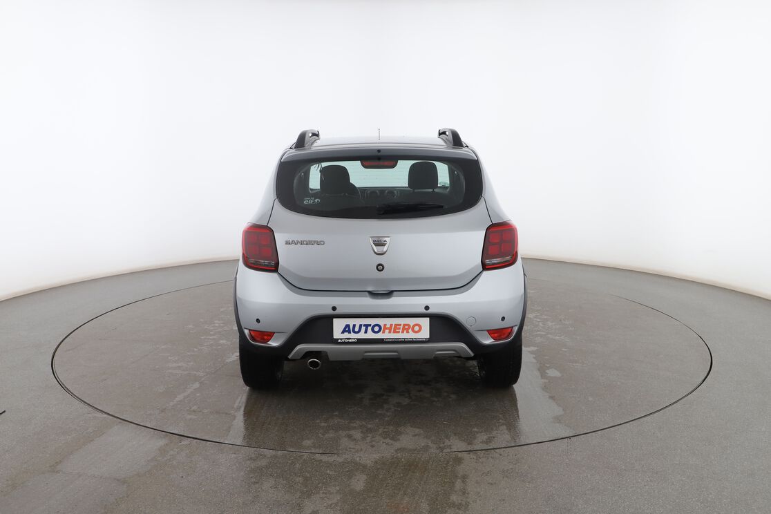 Exterior lado derecho