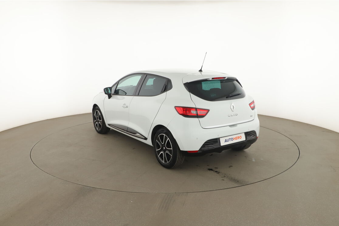 Extérieur arrière gauche