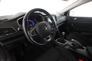 Intérieur côté conducteur 2