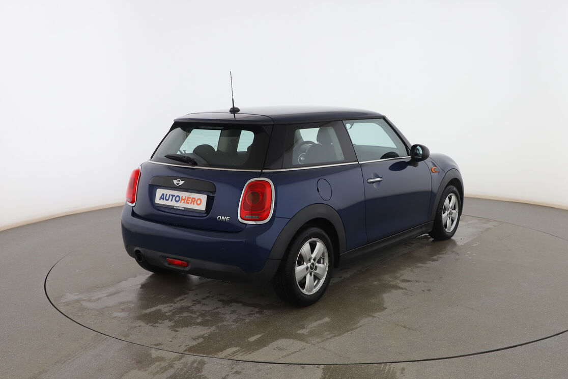 Exterior posterior derecho