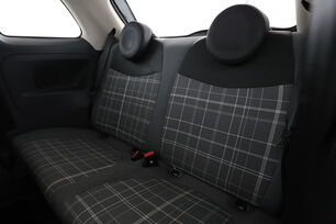 Interno sedili posteriori, dal lato guidatore