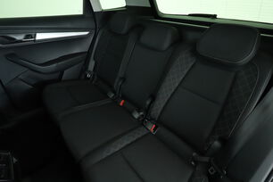 Interno sedili posteriori, dal lato guidatore