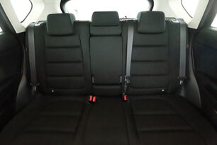 Intérieur sièges arrière depuis le côté conducteur