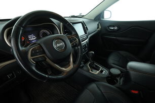 Intérieur côté conducteur 2