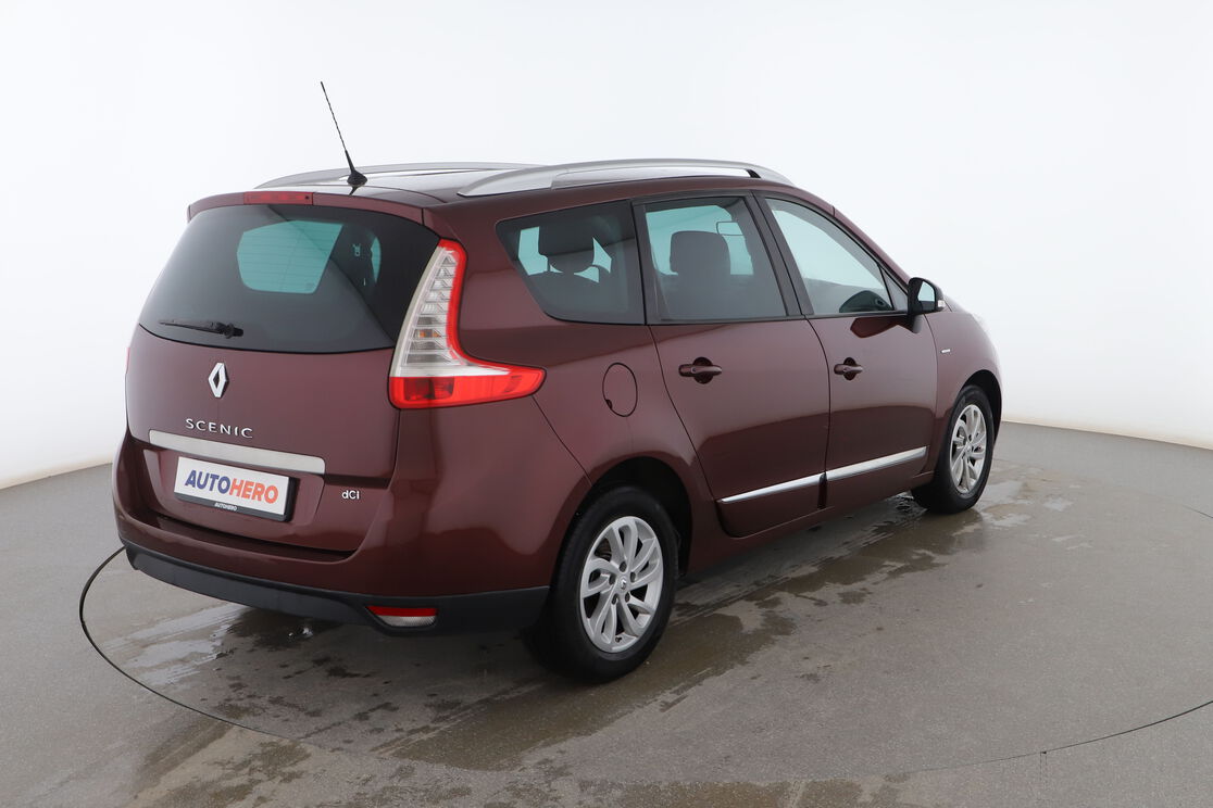 Exterior posterior derecho