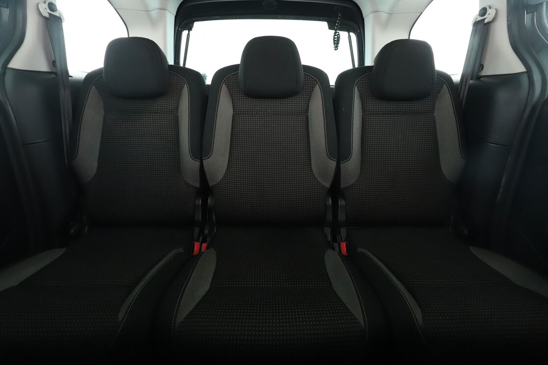 Interior asiento trasero