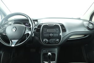 Intérieur avant de l'habitacle depuis le siège arrière