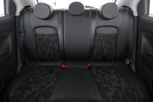 Interno sedili posteriori