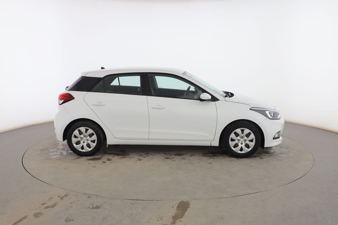 Exterior lado derecho