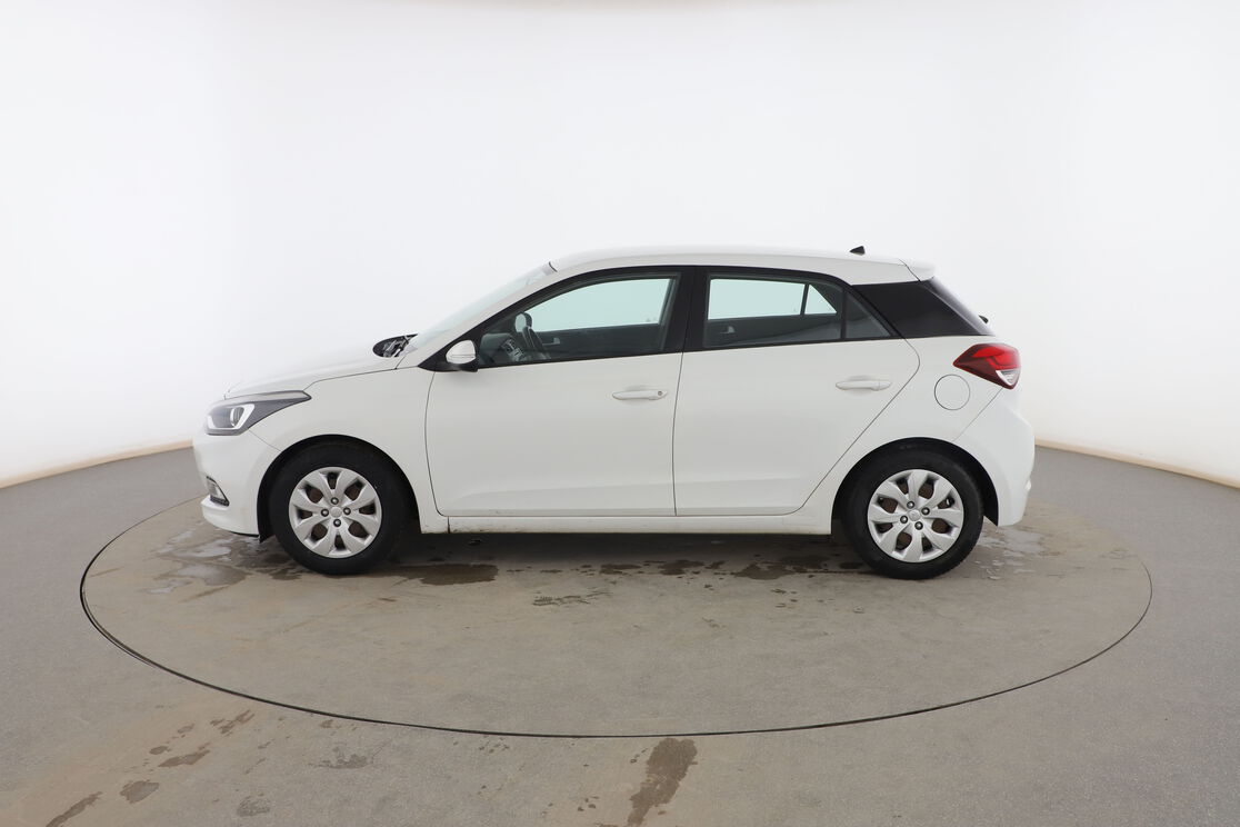 Exterior lado izquierdo