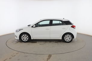 Exterior lado izquierdo