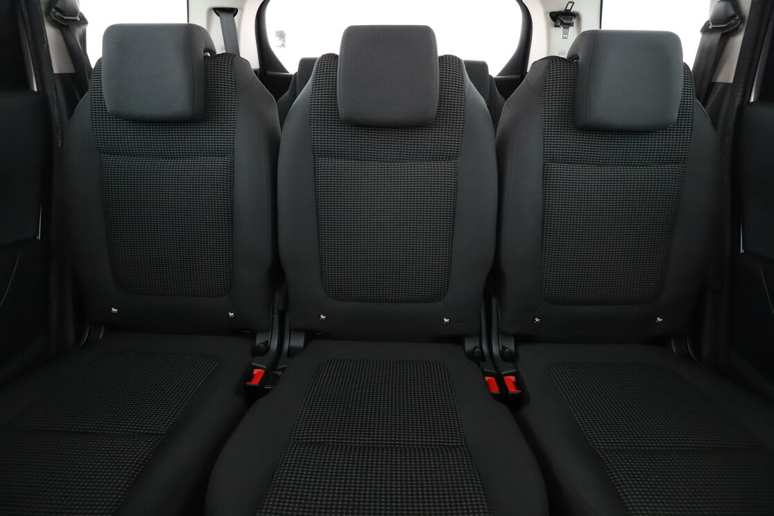 Interior asiento trasero