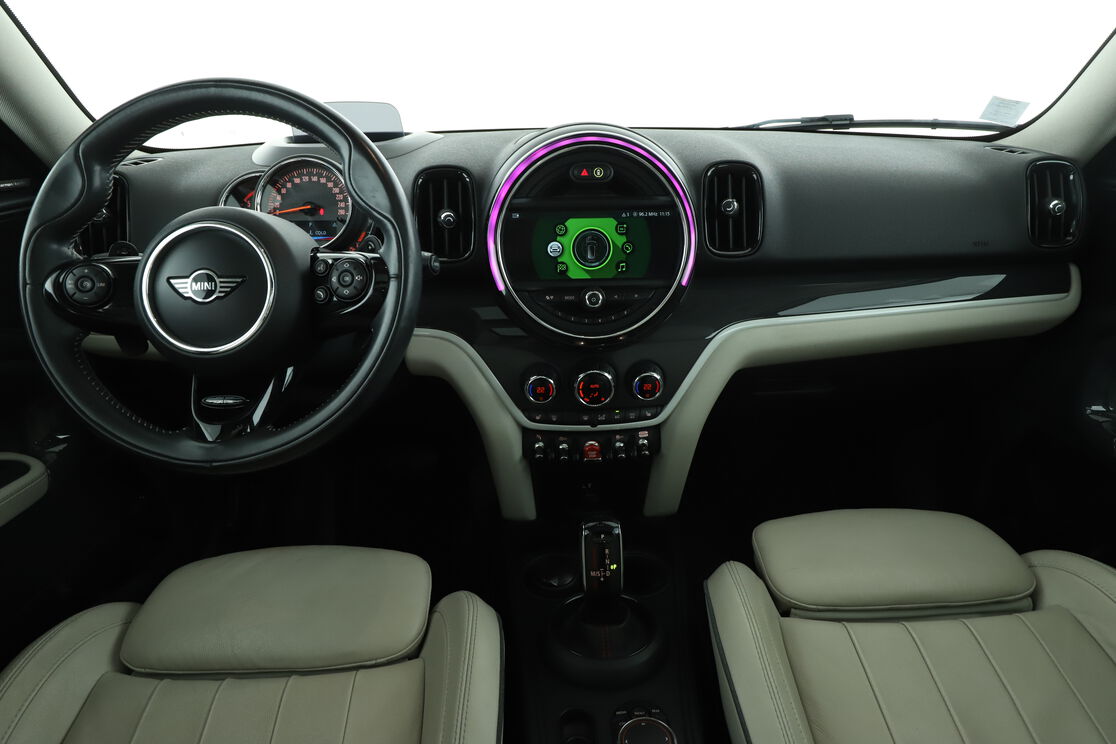 Intérieur côté conducteur 2
