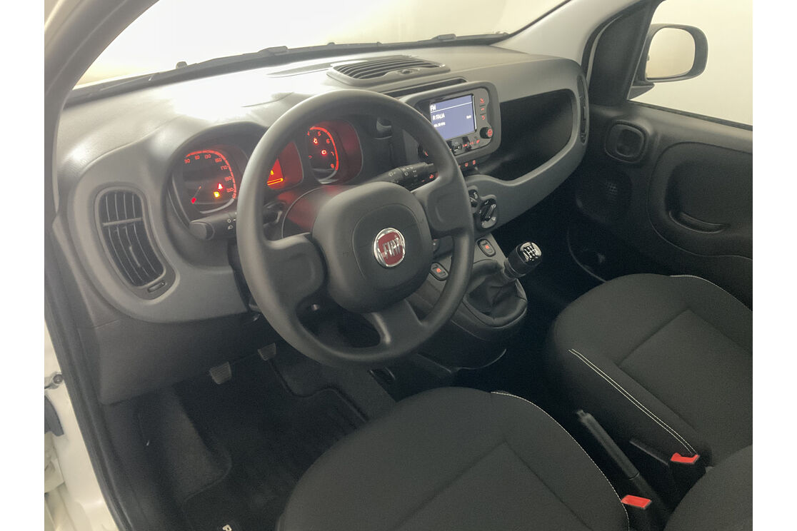 Interno lato guidatore 2