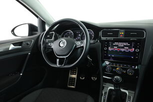 Intérieur côté conducteur depuis le siège arrière