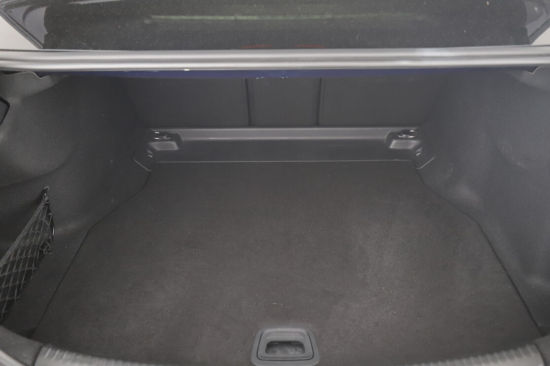 Intérieur coffre 1