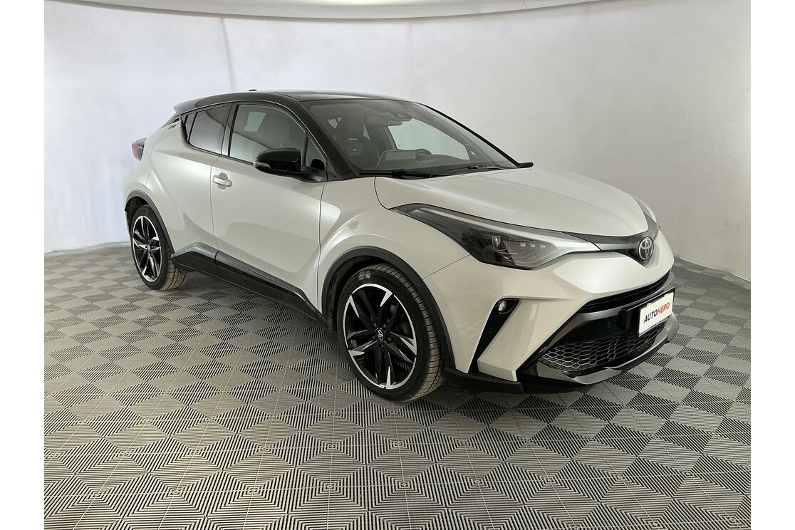 Esterno frontale destro