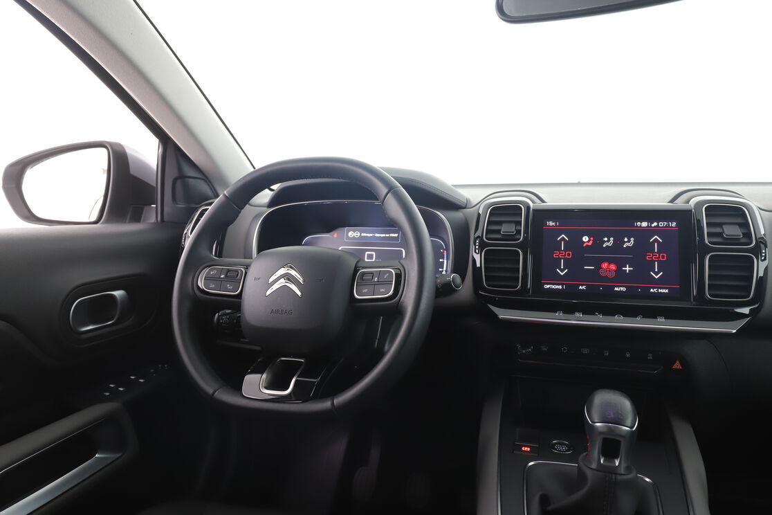 Intérieur côté conducteur depuis le siège arrière