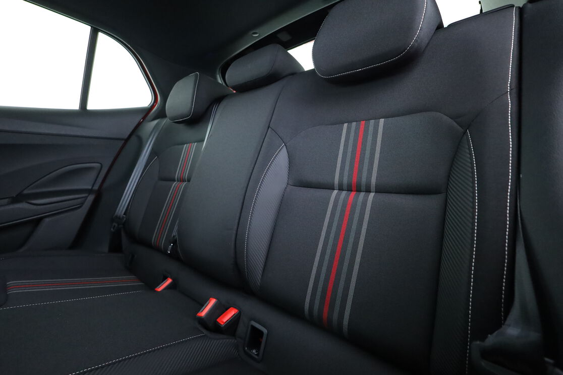 Intérieur sièges arrière depuis le côté conducteur