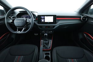 Intérieur avant de l'habitacle depuis le siège arrière