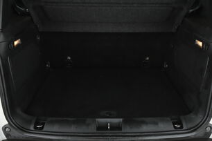 Intérieur côté conducteur 2
