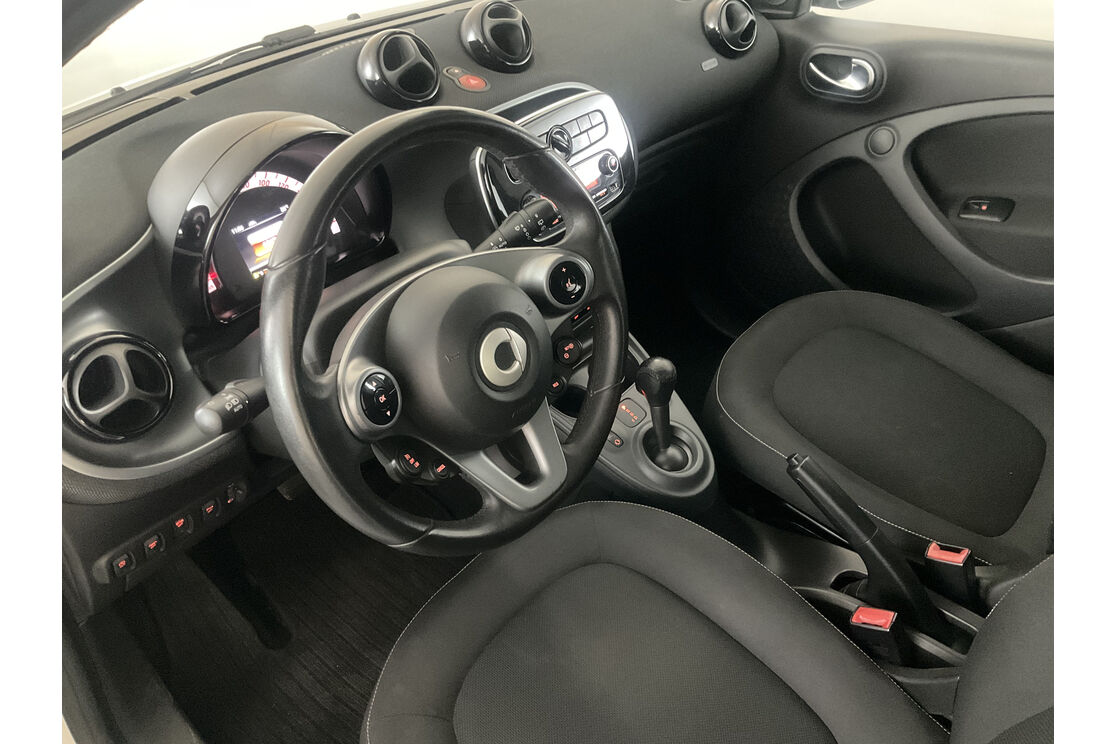 Interno lato guidatore 2