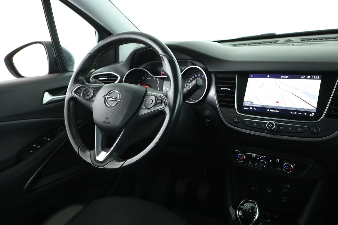 Intérieur côté conducteur depuis le siège arrière