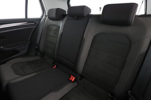 Interno sedili posteriori, dal lato guidatore