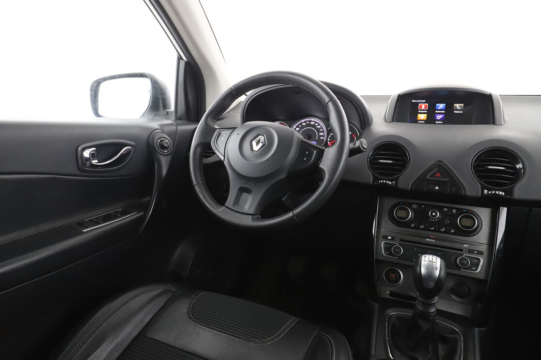 Intérieur côté conducteur depuis le siège arrière