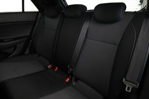 Intérieur sièges arrière depuis le côté conducteur