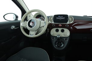 Innenraum der Fahrerseite vom Rücksitz