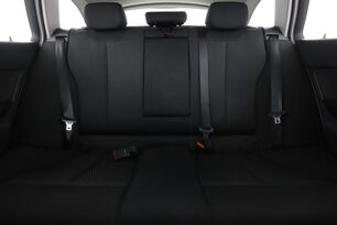 Interior asiento trasero