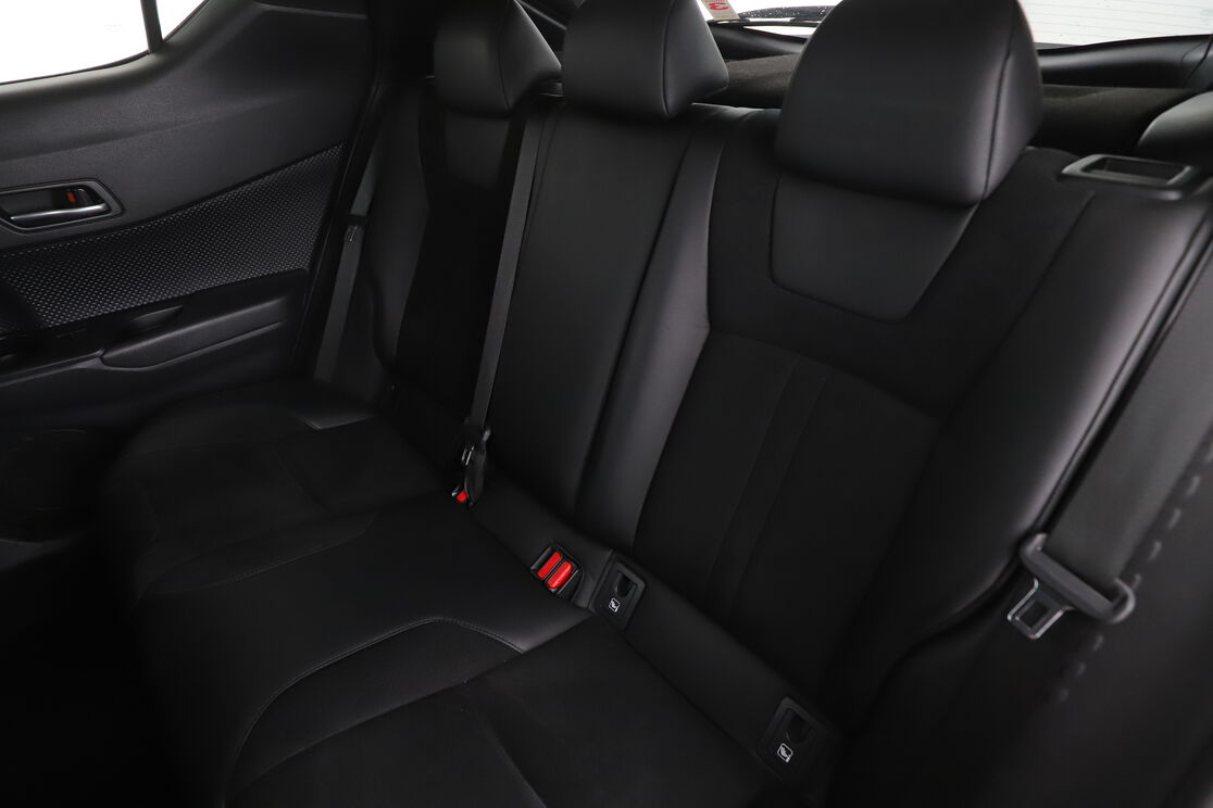 Intérieur sièges arrière depuis le côté conducteur